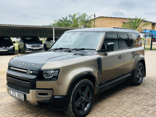 Used Land Rover Defender for sale in Gaborone