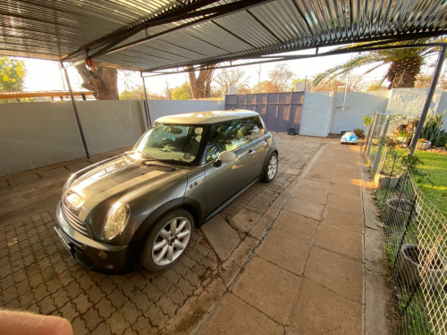 Mini Mini cooper s in Botswana