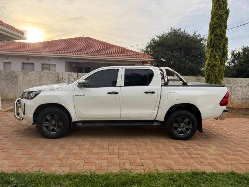 Pre-owned Toyota Hilux 2.4 GD 6 for sale in 