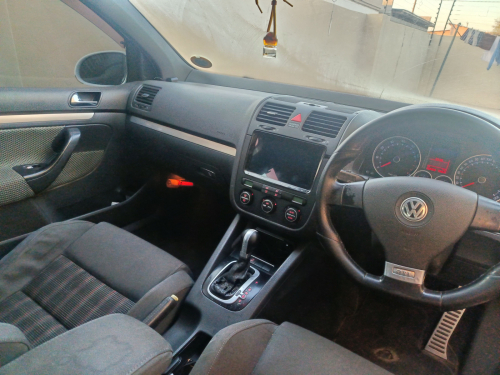 Volkswagen Golf 5 GTI in Botswana