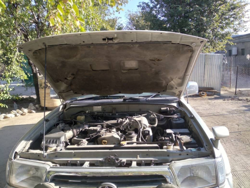 Toyota Hilux Surf in Botswana