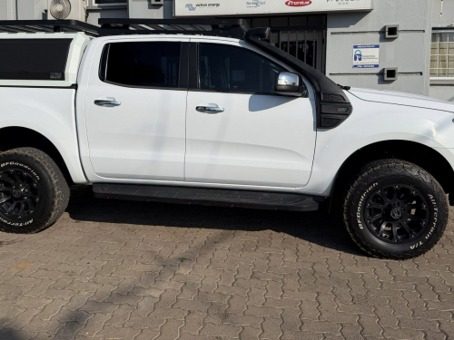 Ford Ranger XLT in Botswana