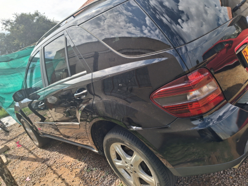 Mercedes-Benz ML 280 in Botswana