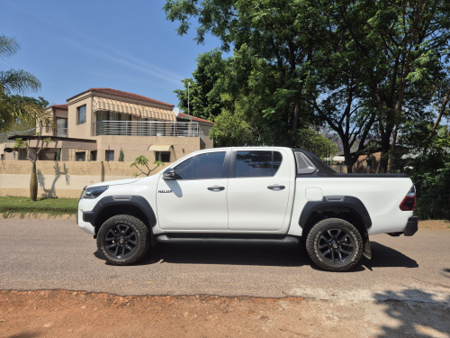 Toyota Hilux Legend RS in Botswana