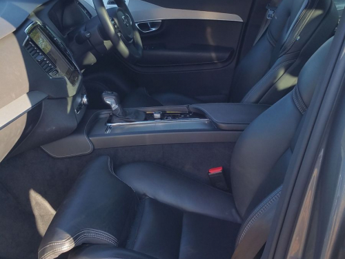 Volvo XC90 D5 Inscription in Botswana