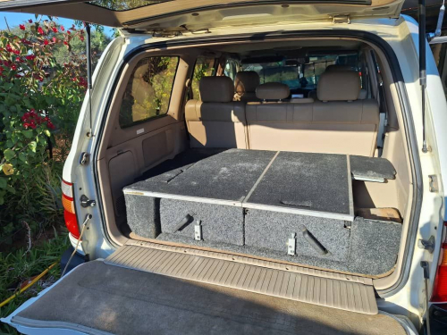 Toyota Land Cruiser 100 series 4.2 TDi Lexus in Botswana